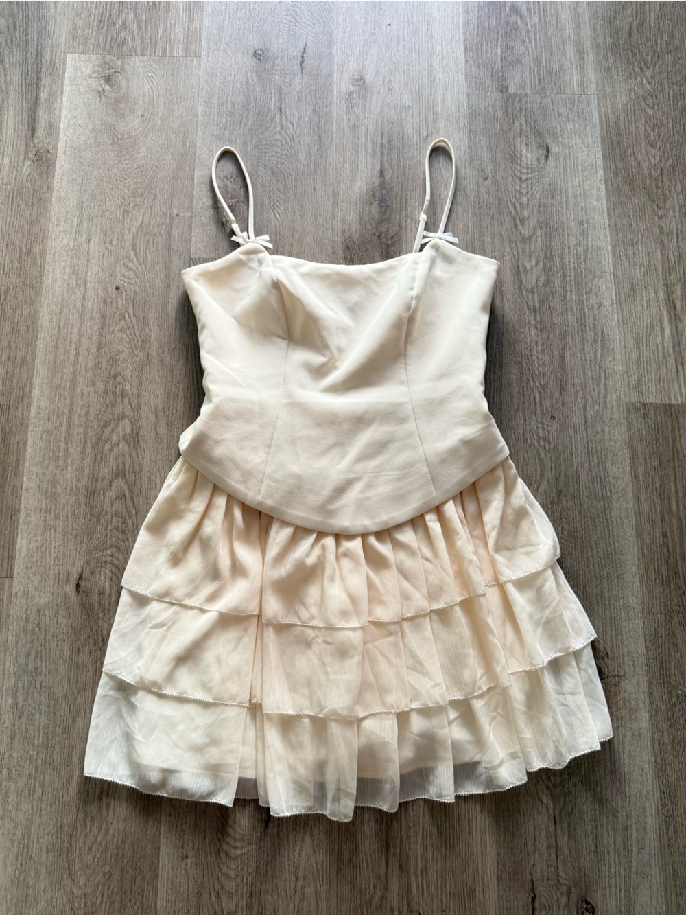 astr kiarra cream off white bow detail la up corset mini dress size small NEW